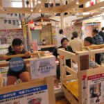 施設内で同社の住宅設備を体験する子どもたち