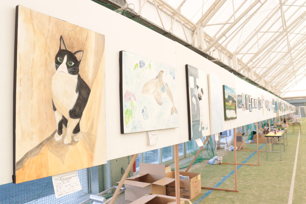 鏡野ドームに展示された中学生の作品