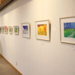 味わい深い作品約40点が並ぶ会場