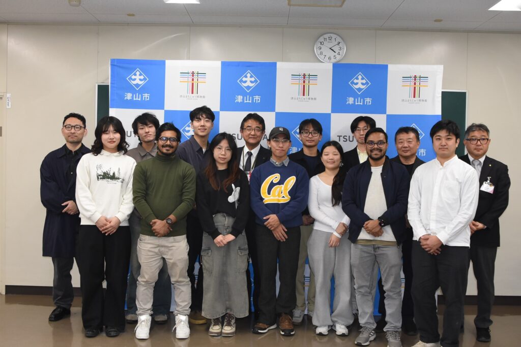 「アジア建築学生ワークショップ」に参加する学生ら