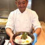 こだわりの「泡豚ラーメン」と料理人の赤座さん