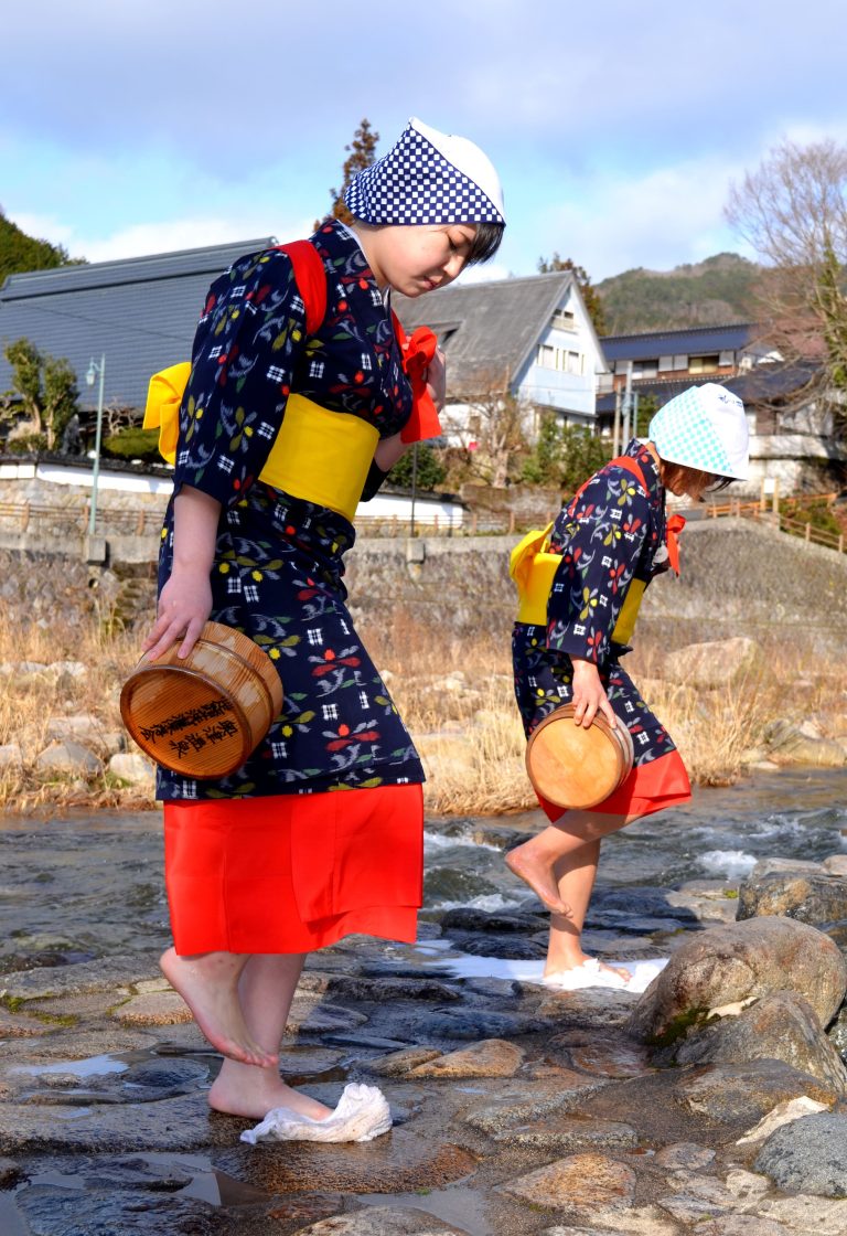 奥津温泉「足踏み洗濯」