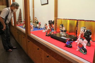 全国金太郎人形大集合展が東新町の城東むかし町家（旧梶村邸）東蔵で開かれる