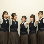 1位を目指し闘志を燃やすメンバー=岡山県津山市で