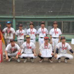 優勝を飾った北陵Bの選手たち