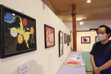切り絵作家・梅田直人さん個展