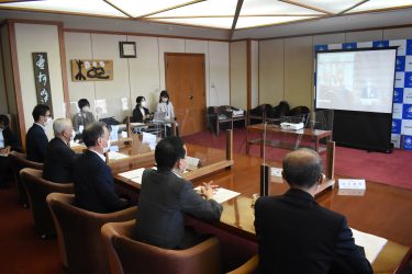 津山市「こけないからだ体操」ベトナム拡大が続ける