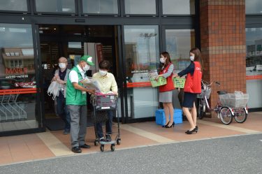 津山署 特殊詐欺被害防止チラシ配布