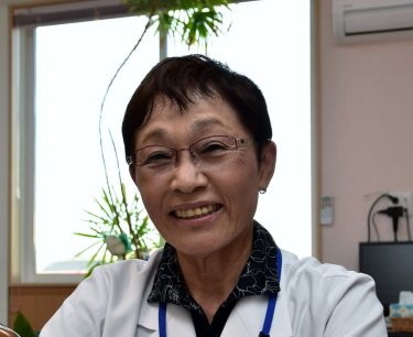 津山薬剤師会長  冨永美香子さん 「人を笑顔にすることができる素敵な仕事」