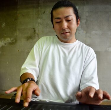 薮井佑介さん演奏配信へ