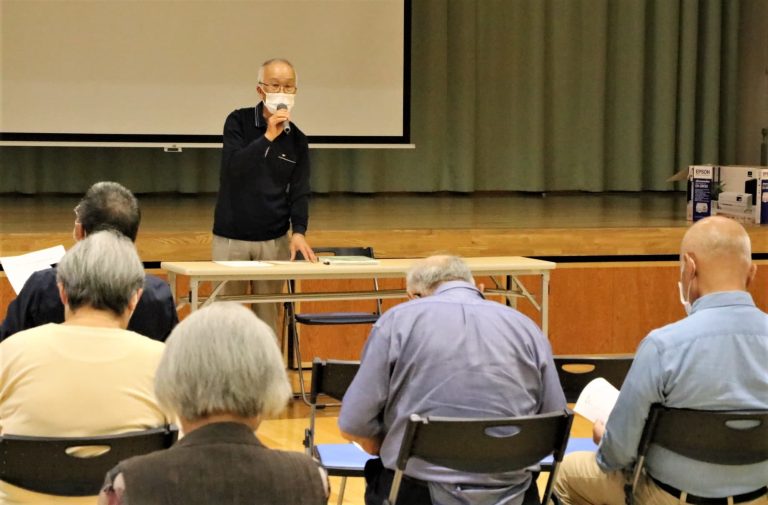 総会であいさつする橋本会長