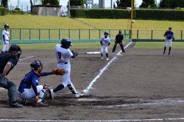 中学生硬式野球大会　県内9チーム熱戦