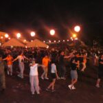盆踊りを楽しむ地域住民らと隊員たち=岡山県奈義町で