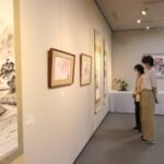 墨の濃淡で表現した風情のある作品の数々