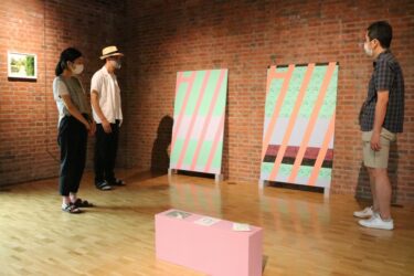 インスタレーション（空間芸術）や絵画の美術家3人による企画展「二つの自然　津山　東京」が開催。岡山・津山市