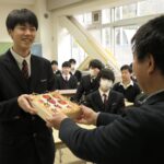 「無敗の剣士」にあやかり　必勝いちご「武蔵」をプレゼント　受験生の応援に／岡山・美作市