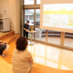 島根県内の就職活動情報の説明を受ける参加者