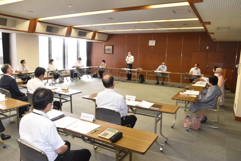 津山市行財政改革推進委員会、本年度初会合が３日、市役所で開かれる