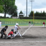 熱戦が繰り広げられた決勝（NK中村工業所ｰ津山市役所）