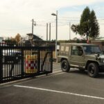 目的地に向かう車両