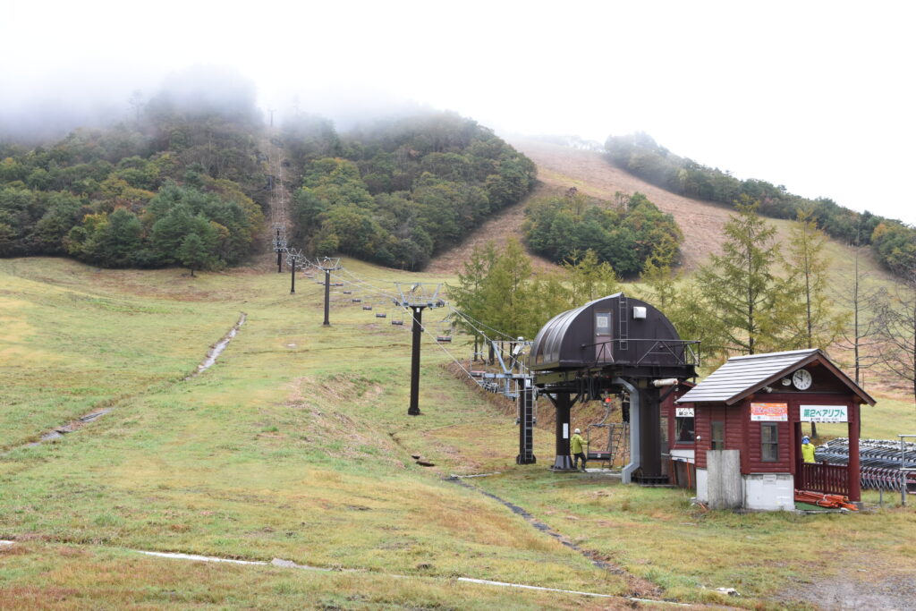 今季3基のリフトがフル稼働する予定の恩原高原スキー場