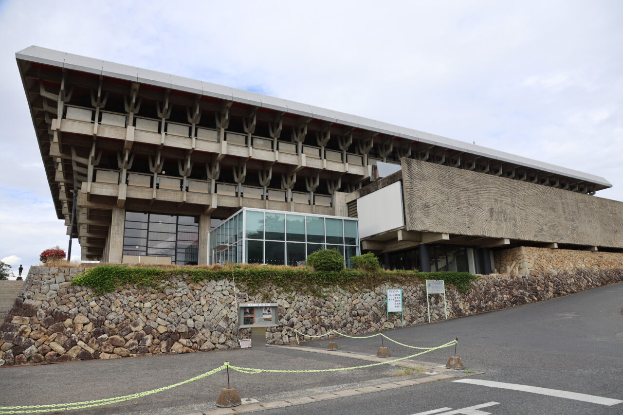９月22、23日のソロライブ会場となる津山文化センター