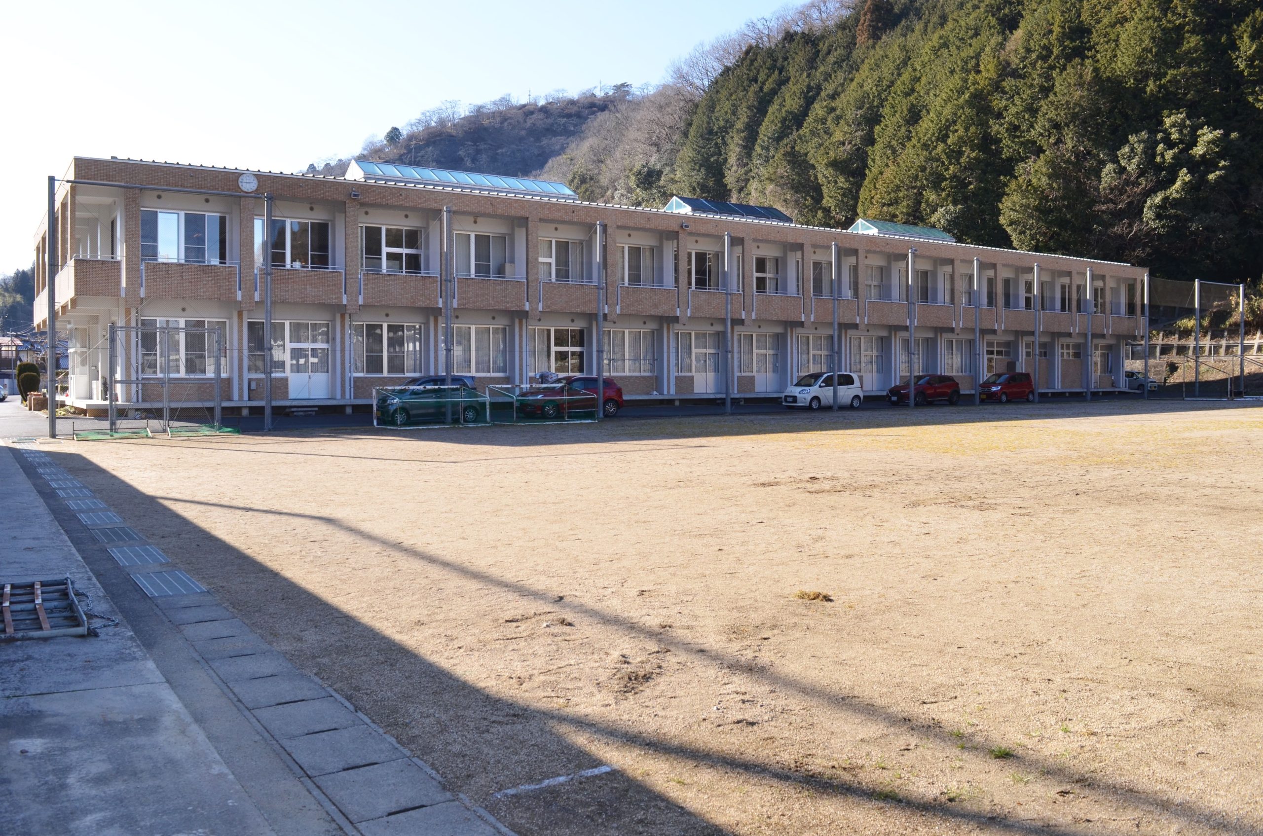 Ｐ?
「旭学園」の開校に向けて増築を予定する旭中校舎の東側