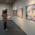 繊細なタッチで描かれている絵画作品