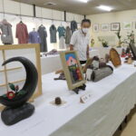 一般室に展示された講座生の力作