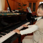 全国大会で金賞に輝いた栞奈ちゃん=岡山県美咲町で