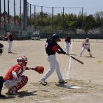 決勝の坂本建設―津山クラブ戦。白熱した試合が繰り広げられた