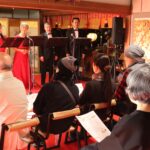 来場者を楽しませたもみじ祭りのコンサート=岡山県津山市で