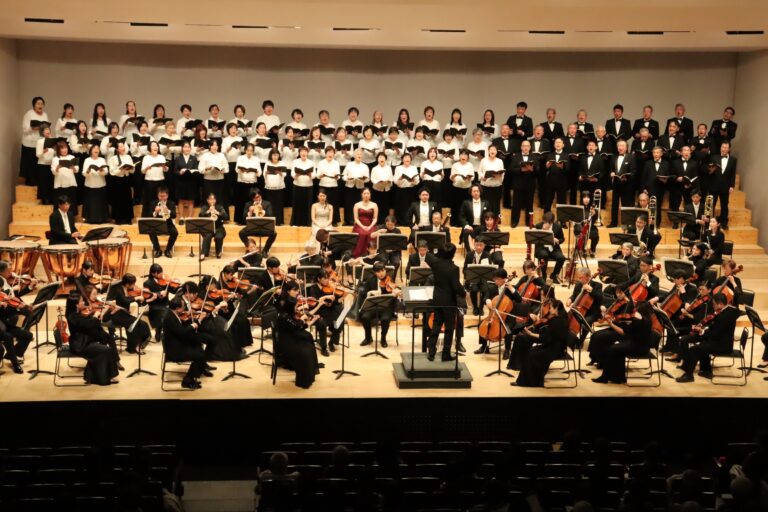壮大なハーモニーが聴衆を魅了した「津山第九演奏会」=岡山県津山市で