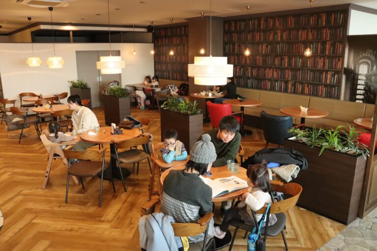 オープンしたcafeHanamori=岡山県津山市で