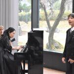 ナウモフ一家によるクリスマスコンサート=岡山県奈義町で