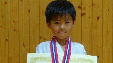 空手中国地区で準V　小学１年生の丸尾君　「次は優勝したい」／岡山・津山市