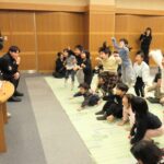 絵本の読み聞かせ　園児とトライフープ岡山の選手ふれあう　充実した時間に／岡山・津山市
