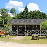 真庭市西河内のジェラート醍醐桜＝岡山県真庭市で