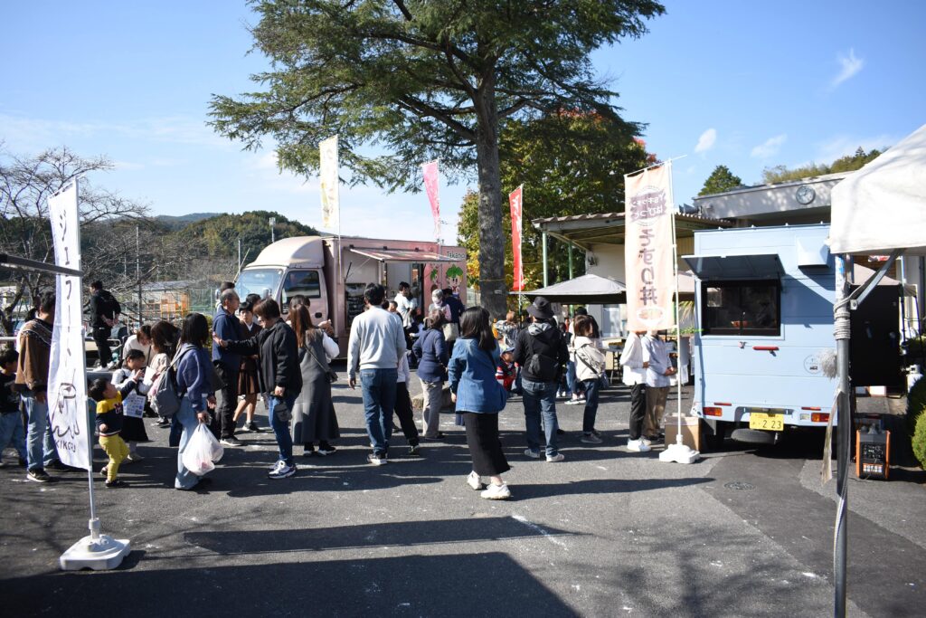 人気を集めたキッチンカー