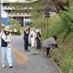 県理容生活衛生同業組合津山支部が清掃奉仕