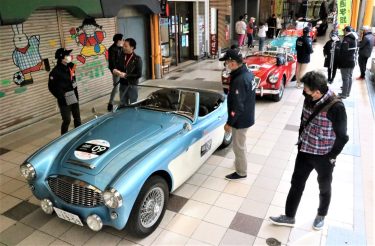 世界の名車商店街に　ベッキオバンビーノ　津山でも開催