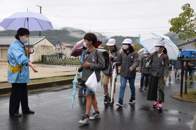 民生児童委員あいさつ運動