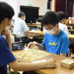 腕を競うＢ級の棋士たち