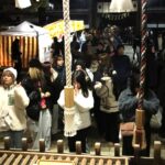 初詣でにぎわう徳守神社=岡山県津山市で