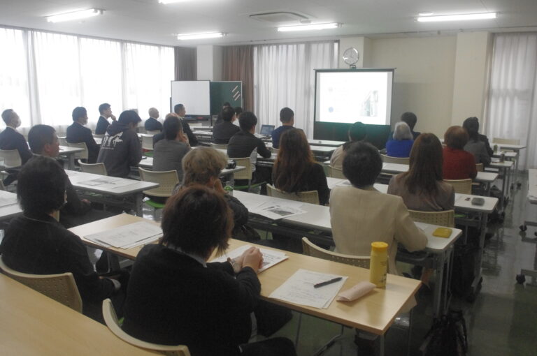 津山間税会の合同研修会=岡山県津山市で