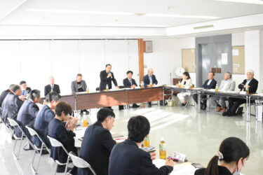 持続可能な地域経済の構築へ　意見交換　作州津山商工会と奈義町／岡山・奈義町