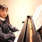 オンライン決勝大会で銀賞を獲得した中島さん=岡山県津山市で