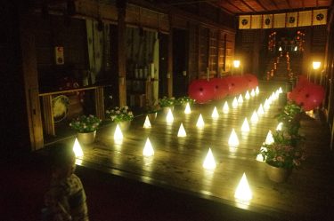 幻想の万燈籠　神社で「夏越祭」営む　”光の芸術”で魅了／岡山・津山市