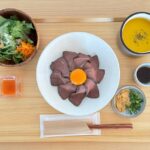 人気メニュー「鹿肉ロースト丼」
