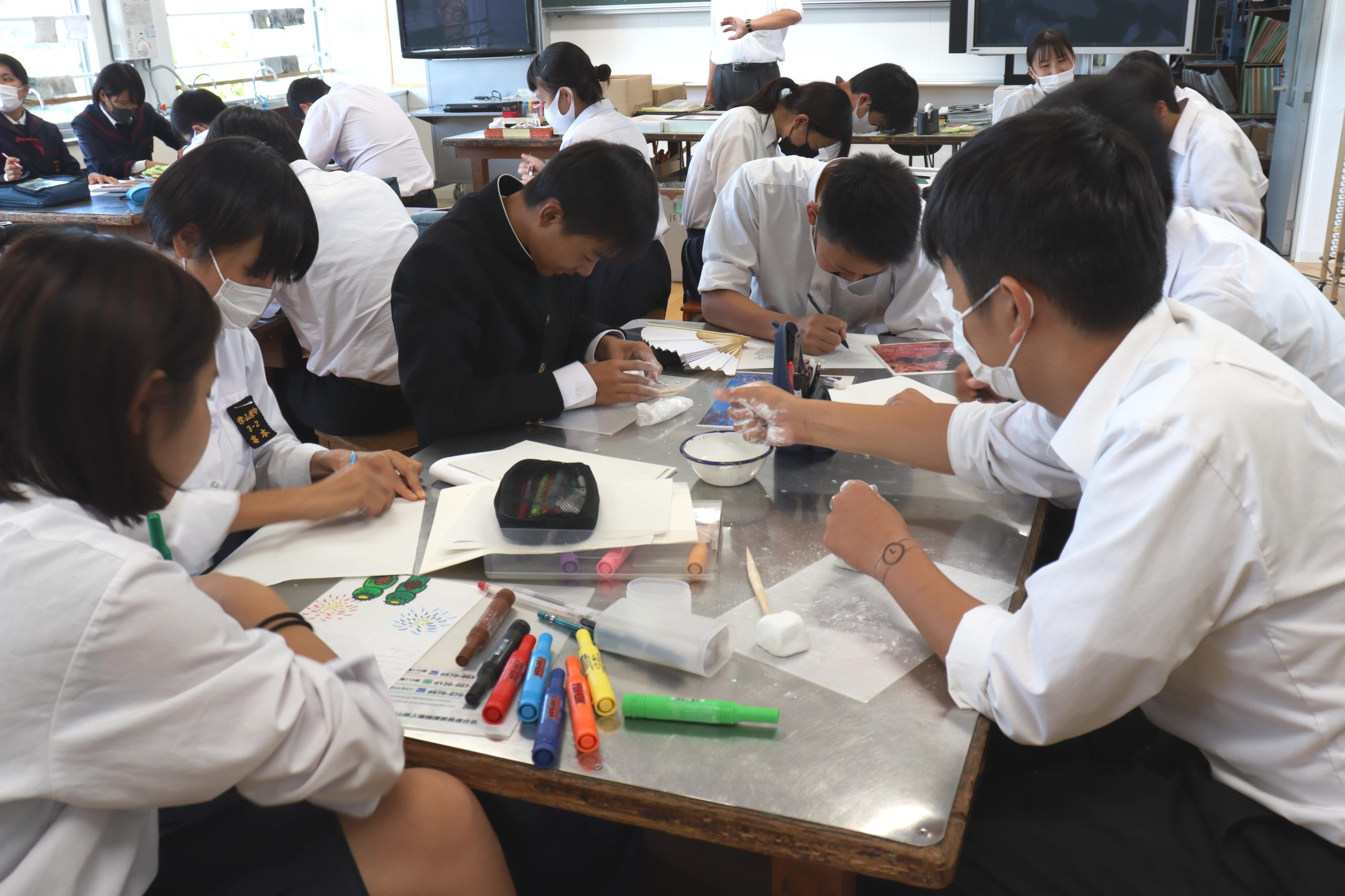 津山東中学校３年生、美術の授業の集大成として企画に取り組む